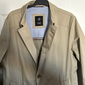 Bugatti raincoat, jacket in excellent condition. Bust 24” length 37”